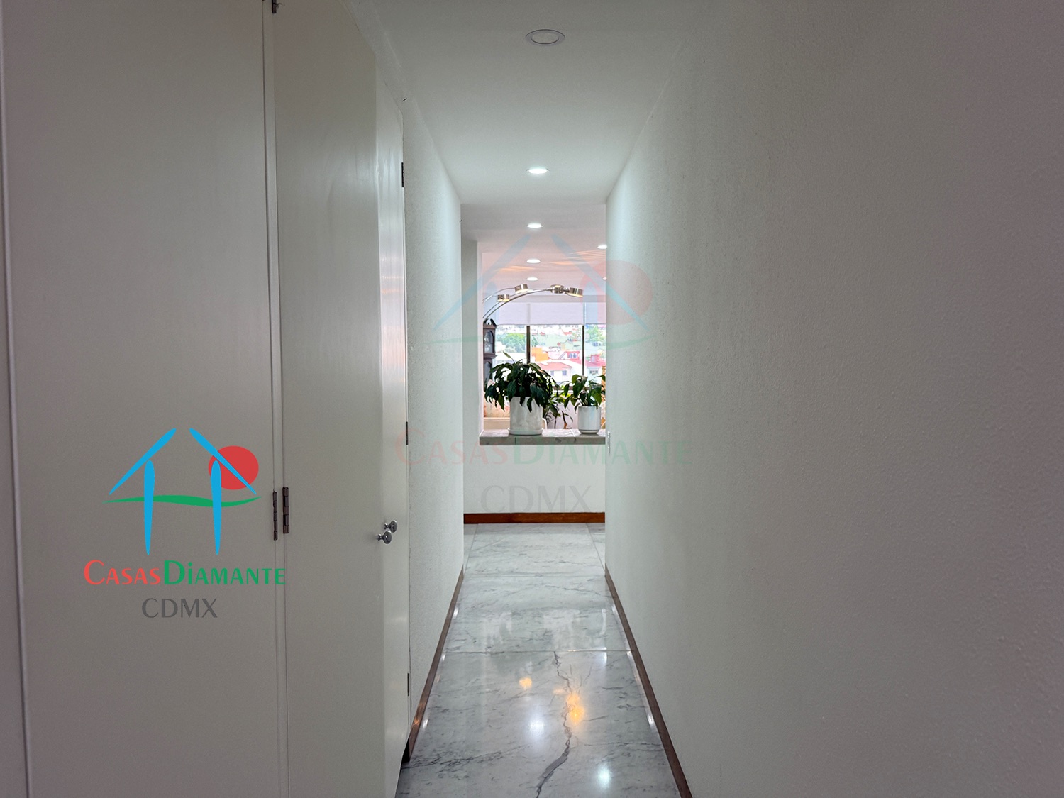 Jardines en la Montaña Malta EB - Recámara uno 11